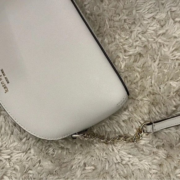 Kate Spade Crossbody in Cream/White color. - Picture 4 of 10
